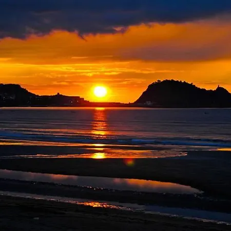 Azaraleku Playa Zarautz