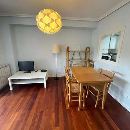 Azaraleku Playa Apartamento Zarautz
