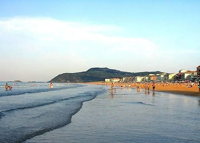 Azaraleku Playa Apartment Zarautz